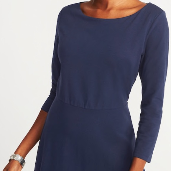 ɴᴡᴛ ᴏʟᴅ ɴᴀᴠʏ ғɪᴛ & ғʟᴀʀᴇ ᴍɪᴅɪ ᴅʀᴇss ɪɴ ɴᴀᴠʏ - Picture 3 of 4